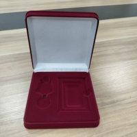Boîte de présentation pour badges, pièces de monnaie et médailles en velours bordeaux, avec estampage à chaud doré, personnalisable, vente en gros fabricant