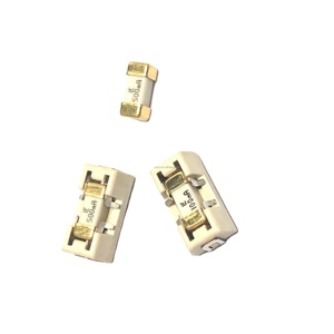 Gut Verkäuflicher Schneller 6,1*2,5mm 0154004.<span class=keywords><strong>Dr</strong></span> 4A 125V Nano Oberflächenmontage-Sicherung Moe Polymer - Product Image 1