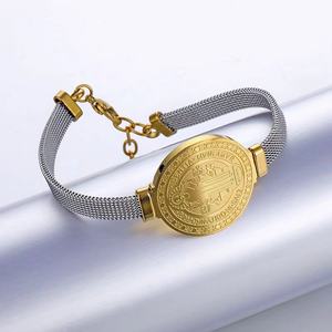 Vente en gros Bracelet de montre Saint-Benoît en acier inoxydable plaqué or 18 carats Bijoux en perles pour prêtres catholiques pour cadeau - Product Image 3