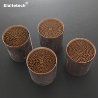 Catalyseur de moto et catalyseur pour échappement de moto, convertisseur catalytique