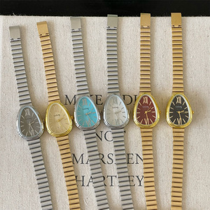 Orologio da <span class=keywords><strong>donna</strong></span> al quarzo modello 2025 con testa di serpente - Cinturino a righe in stile bambù sofisticato - Semplice e alla moda - Product Image 5