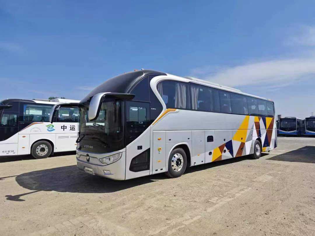 Foton BJ6122 Bus - Comfortable 42+1+1 Seats Passenger Coach