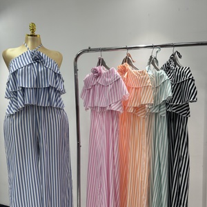 Nouvelle Robe d'été tendance pour femme, <span class=keywords><strong>sexy</strong></span>, à épaules dénudées, en coton confortable, avec volants à la taille et motifs rayés et floraux, idéale pour les rendez-vous. - Product Image 5