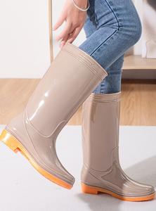 YL6025 Großhandel Günstige Wadenlange Modische Landwirtschaftliche Damen-PVC-Wasserfeste Regenstiefel - Product Image 4