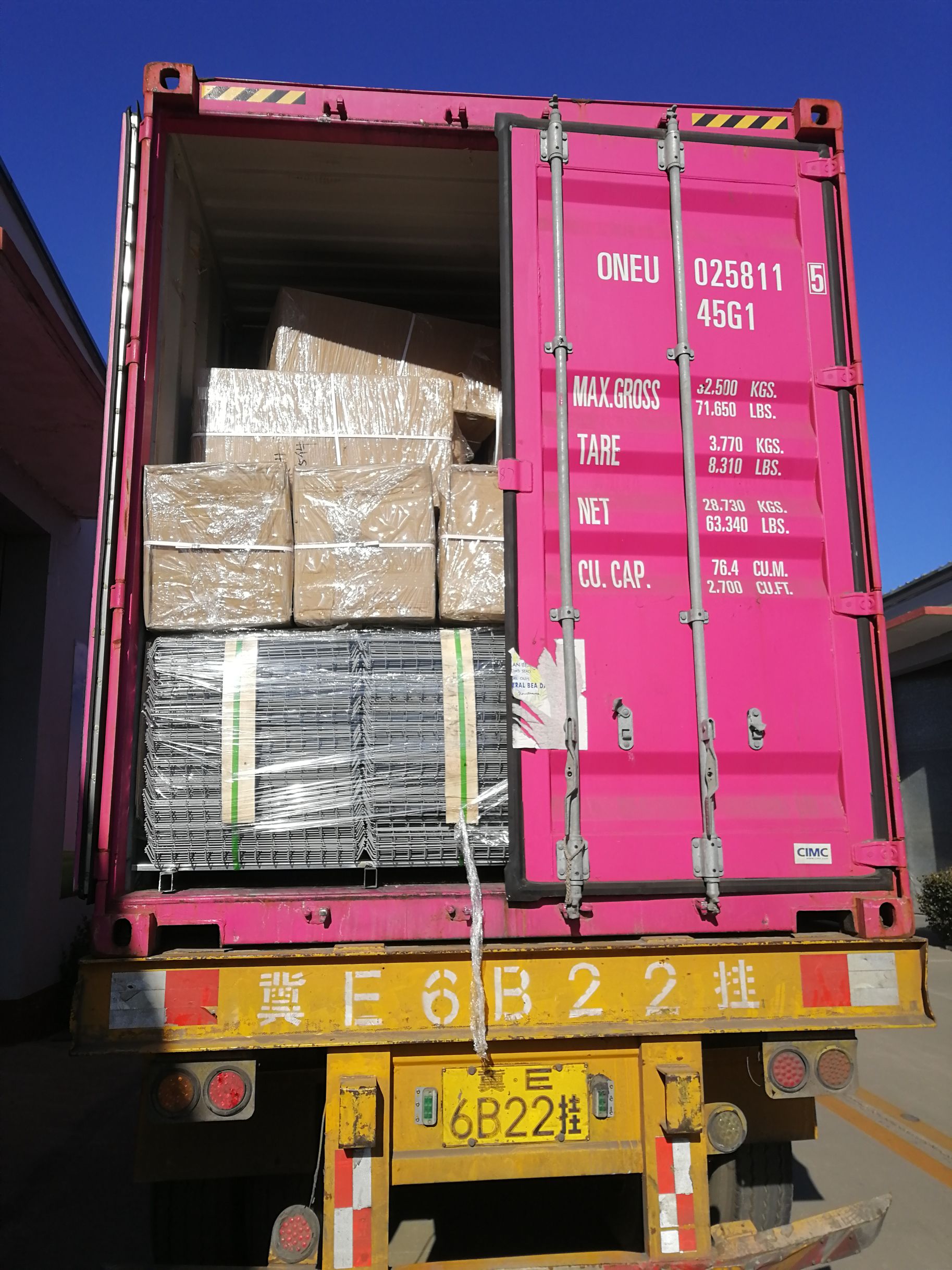 rooster cages fly pen