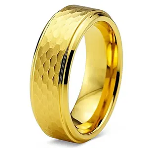 8mm handgemachte gehämmerte Wolfram Ring Männer Frauen Ehering mit massivem Wenge Holz Inlay