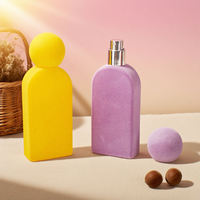 Flacons de parfum carrés en verre floqué colorés avec pompe pulvérisatrice, contenants en velours sérigraphiés, diffuseur à bâtonnets, usage cosmétique KZPACK