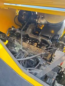 Chargeuse Komatsu WA470 d'occasion, bien entretenue et économique, avec moteur et boîte de vitesses d'origine, idéale pour les travaux de terrassement - Product Image 3