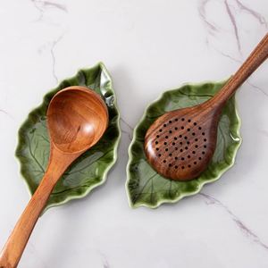 YumiPLUS Soporte de Cerámica Sostenible con Forma de Hoja para Cucharas y Espátulas, para Estufa, Encimera de Cocina, Decoración Rústica - Product Image 4