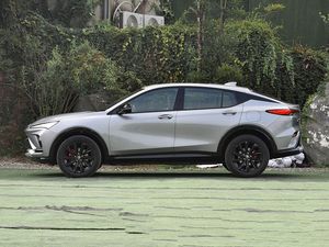 BUICK Envista 2022 11.5T 184hp L4 5 posti 5 porte compatte Suv benzina <span class=keywords><strong>auto</strong></span> usata benzina di alta qualità a buon mercato di <span class=keywords><strong>seconda</strong></span> <span class=keywords><strong>mano</strong></span> - Product Image 6