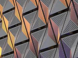 Modern Design 15mm <strong>Aluminum</strong> Composite <strong>Honeycomb</strong> <strong>Panel</strong> Outdoor Building Material for Cladding and Curtain Walls - Product Image 3