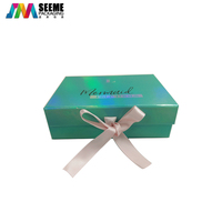 Boîte Cadeau Blanche de Luxe Personnalisée en Gros avec Fermeture Magnétique et Estampage à Chaud Doré pour Parfums et Cosmétiques