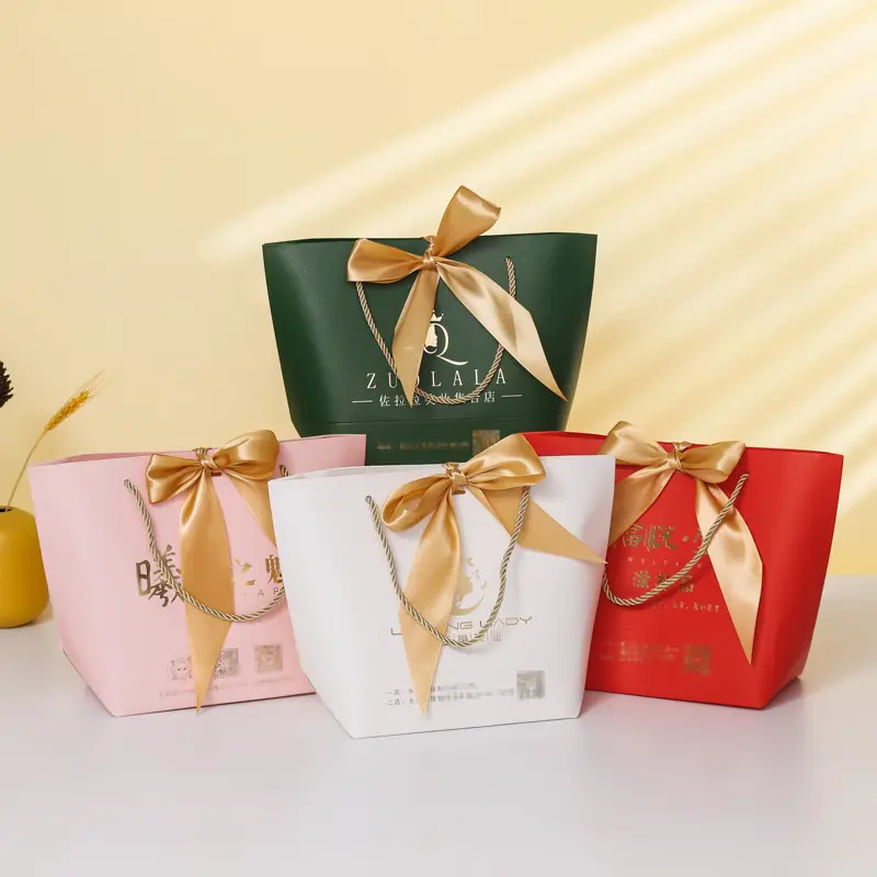 Wholesale Luxury Wedding Favor Shopping Recyclable Handbag Recycle Thank You Paperbag White Gift Bags
