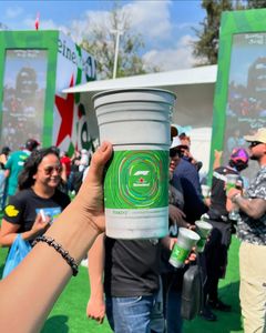 Gobelets en aluminium jetables écologiques personnalisés de 12 oz et 16 oz pour le camping, les mariages, les fêtes et la bière - Design classique - Product Image 2