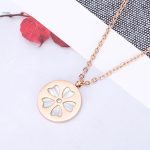 Yunnique – collier avec pendentif fleur en or rose, en acier inoxydable, avec incrustation de nacre et de diamants, cadeau pour femmes - Product Image 3