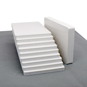 Coffrage en plastique PP moderne à taille réglable pour béton, haute résistance, 1220*2440mm, coffrage de construction en plastique réutilisable - Product Image 1