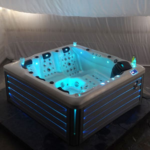 Cinq personnes surdimensionnées utilisent Smart Outdoor Massage Hot Tub <span class=keywords><strong>Spa</strong></span> Tubs - Product Image 5