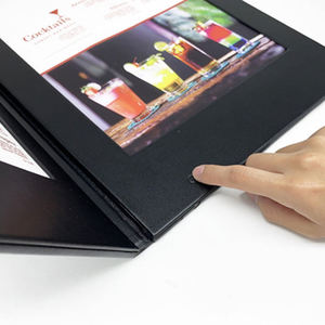 สมุดเมนูหนัง PU สีดำแบบกำหนดเอง พร้อมเมนูดิจิทัลสองหน้าแบบมีไฟ ขนาด A4 A5 ที่ใส่เมนูร้านอาหาร คุณภาพสูง - Product Image 4