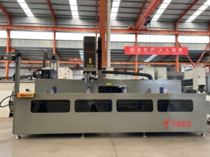 Machine de fraisage et de perçage automatique de profilés en aluminium à double tête de haute précision pour le traitement des portes et fenêtres en aluminium CNC - Product Image 3