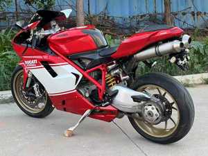 Motocicleta <span class=keywords><strong>de</strong></span> Carreras Usada Directo <span class=keywords><strong>de</strong></span> Fábrica <span class=keywords><strong>con</strong></span> <span class=keywords><strong>Motor</strong></span> <span class=keywords><strong>de</strong></span> Cuatro Tiempos <span class=keywords><strong>de</strong></span> 849cc Refrigerado por Agua Tipo L-Twin Comparable a Autos Nuevos <span class=keywords><strong>de</strong></span> Gasolina - Product Image 4