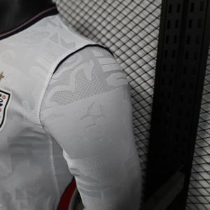 Maillot de football de l'équipe nationale de Thaïlande prêt à être expédié, version fans pour hommes, manches courtes, 100% polyester, séchage rapide, respirant, livraison rapide - Product Image 6