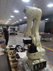 Bras de robot articulé industriel à six axes RS080N-B, robot de chargement/déchargement automatique de verre à grande vitesse, charge utile de 80 kg pour le verre - Product Image 3