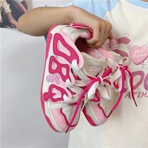 Chaussures de sport blanches respirantes à <span class=keywords><strong>semelle</strong></span> épaisse, best-seller, avec lettres irrégulières rose <span class=keywords><strong>rouge</strong></span>, style chunky old dad pour femmes et jeunes filles - Product Image 6