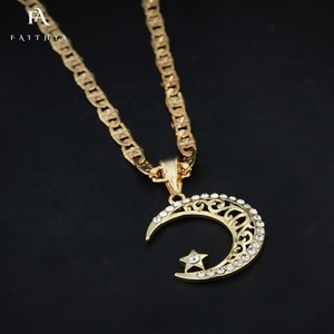 FP1077-Colgante chapado en oro de 18k para parejas, Estrella y luna de moda con aleación de metal hueca, calidad - Product Image 4