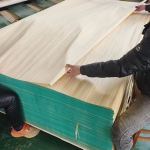 Panneau de placage en bois écologique et durable pour revêtement de sol stratifié et revêtement mural, design moderne, usage hôtelier, marque Ecowood - Product Image 1