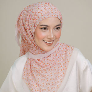 Hijab de gasa con estampado de nuevo diseño de alta calidad, suave y elegante con gran flujo de aire, patrones de Argyle de hojas de longitud cuadrada favorecedores - Product Image 1