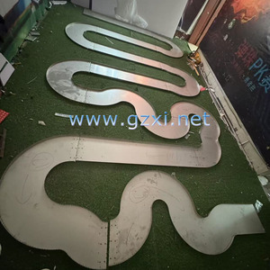 Pista Gigante Personalizzata in Metallo per Biglie, per Centri Commerciali e Parchi Divertimento, Macchina Interattiva su Larga Scala per Gioco con Biglie Rotolanti - Product Image 4