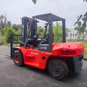 Chinese Top Brand Heli 5 Ton Mini Diesel Forklift with Two Stage Mast Hydraulic <b>Side</b> Shifter Stable Performance High Efficiency - Product Image 2