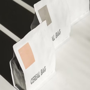 Bolsas de café personalizadas de 12oz/16oz (250g) de gran venta con cierre de cinta y válvula de desgasificación, ideales para dulces, alimentos y regalos. - Product Image 4