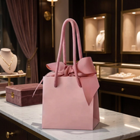 Sac cadeau de luxe en carton recyclé rose écologique avec logo personnalisé, ruban et nœud pour emballage de chaussettes de mariage, estampage à chaud