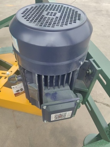 Mezcladora de Alimento de Circulación Espiral Jialong 9HL-3000 3T (7.5KW 380V Trifásica Material Q235) Nueva <span class=keywords><strong>Producción</strong></span> de Alimento para Ganado - Product Image 5