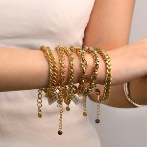 Pulsera de Acero Inoxidable Gruesa con Baño de Oro de 18k Personalizada, Resistente al Deslustre, para Mujer, Joyería Impermeable, Cadena de Moda, Pulsera de Eslabones Cubanos - Product Image 2