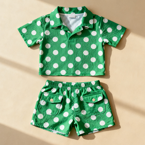 Oeko Tex-Traje <span class=keywords><strong>de</strong></span> <span class=keywords><strong>baño</strong></span> personalizado <span class=keywords><strong>de</strong></span> verano para niños y bebés, camisa <span class=keywords><strong>de</strong></span> manga corta con estampado <span class=keywords><strong>de</strong></span> puntos y pantalones cortos, conjunto <span class=keywords><strong>de</strong></span> ropa informal <span class=keywords><strong>de</strong></span> 2 piezas para vacaciones y playa - Product Image 1