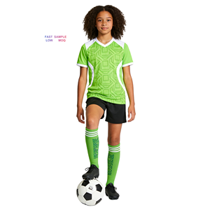 Seragam Sepak Bola OEM Bernapas Cepat Kering untuk Anak Laki-laki dan Perempuan, Kaos Jaring Sepak Bola Sublimasi Kustom, Seragam Jersey Sepak Bola Anak Muda - Product Image 1