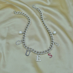 Collar con <span class=keywords><strong>Colgante</strong></span> <span class=keywords><strong>de</strong></span> Letra <span class=keywords><strong>de</strong></span> Joyería <span class=keywords><strong>GUESS</strong></span> <span class=keywords><strong>de</strong></span> Estilo Europeo y Americano, Esmalte Colorido y Diamantes <span class=keywords><strong>de</strong></span> Imitación, Cadena <span class=keywords><strong>de</strong></span> Clavícula <span class=keywords><strong>de</strong></span> Diseñador - Product Image 6