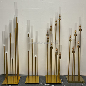 NIKA Candelabro Alto a 12 Bracci in Metallo Dorato, Centrotavola per Matrimoni e Banchetti - Product Image 5