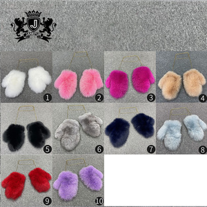 Gants d'hiver de luxe avec chaîne en métal Gants doux pour temps froid Gants thermiques doublés de fourrure de renard véritable pour femmes - Product Image 2