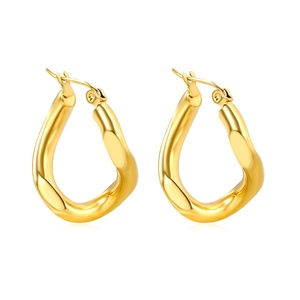 Pendientes de Aro Geométricos Grandes Irregulares de Acero Inoxidable con Baño de Oro de 18K, Resistentes al Deslustre, Diseño de Ola Fundida, para Mujer - Product Image 3