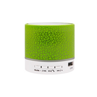 Mini Altavoz Inalámbrico YIN005 Metal Cannon V5.0 con Iluminación LED RGB, Funciona con Batería, Subwoofer Portátil para Cine en Casa