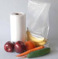 HDPE produceertassen op rol, geperforeerd, afscheurbaar, food grade, transparant, voor supermarkt fruit en groenten