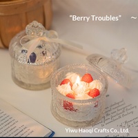 Bougies en cire de soja parfumées à la fraise, style INS, mignonnes et attrayantes, cadeau d'anniversaire pour petites amies et filles