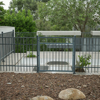 Valla de metal de tamaño personalizable, diseño moderno y elegante, puertas de enrejado de aluminio duraderas para jardín, valla para mascotas para patio trasero