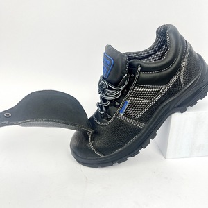 Botas <span class=keywords><strong>de</strong></span> trabajo con punta <span class=keywords><strong>de</strong></span> acero antideslizante Calzado <span class=keywords><strong>de</strong></span> protección resistente cómodo antideslizante para pavimento <span class=keywords><strong>de</strong></span> techos - Product Image 4