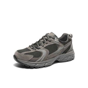 รองเท้าวิ่งผู้ชาย <span class=keywords><strong>MR530</strong></span> สไตล์ตาข่ายระบายอากาศ สีเทา รุ่น Low-Top น้ำหนักเบา ซีรีส์ 530 พื้นหนา สำหรับฤดูใบไม้ผลิและฤดูใบไม้ร่วง - Product Image 4