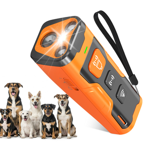 Repelente Ultrasónico de Alta Potencia para Perros, 49 pies, 3X, Dispositivo de Control de Ladridos para Mascotas, Seguro y Humano, con Linterna - Product Image 1