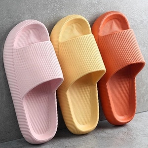 Pantuflas de <span class=keywords><strong>Plataforma</strong></span> Gruesa para Hombre y Mujer, Sandalias de Baño Antideslizantes de EVA, Chanclas Suaves de Verano 2022 - Product Image 1